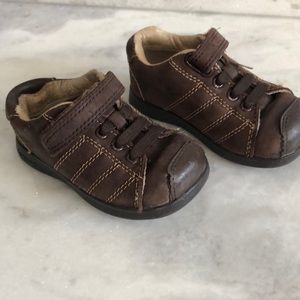 Brown baby shoes